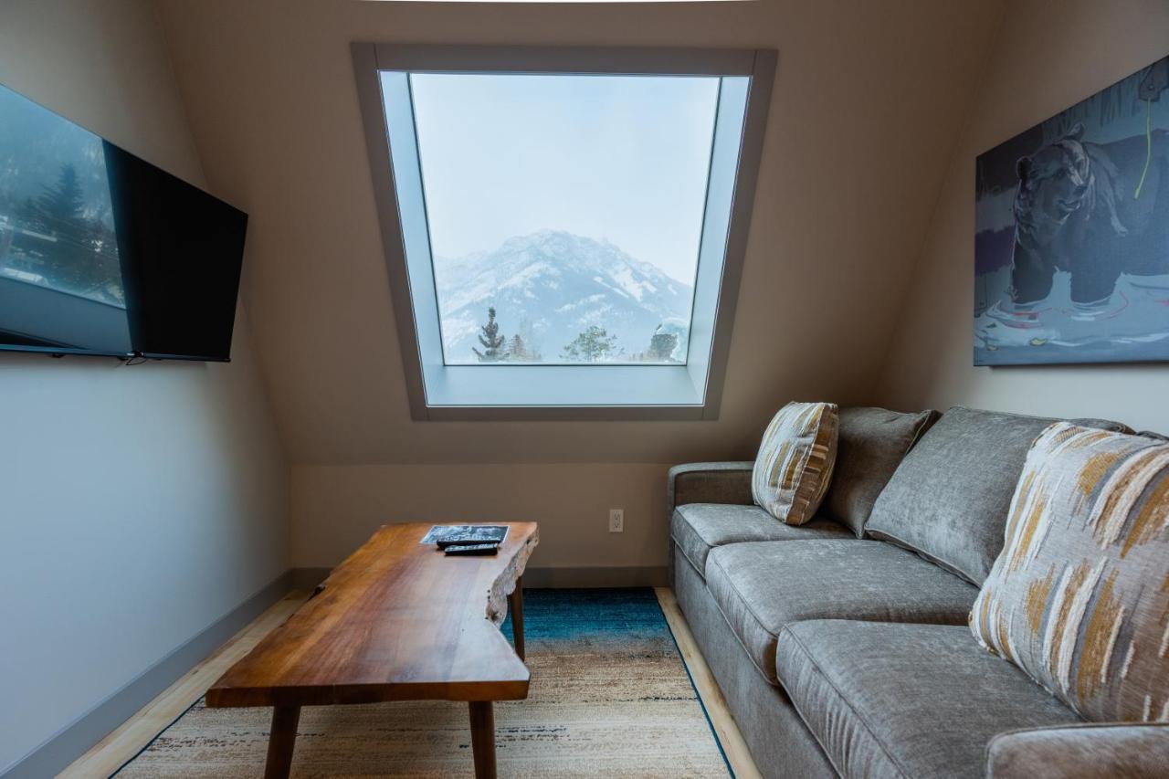 Basecamp Suites Μπανφ Εξωτερικό φωτογραφία