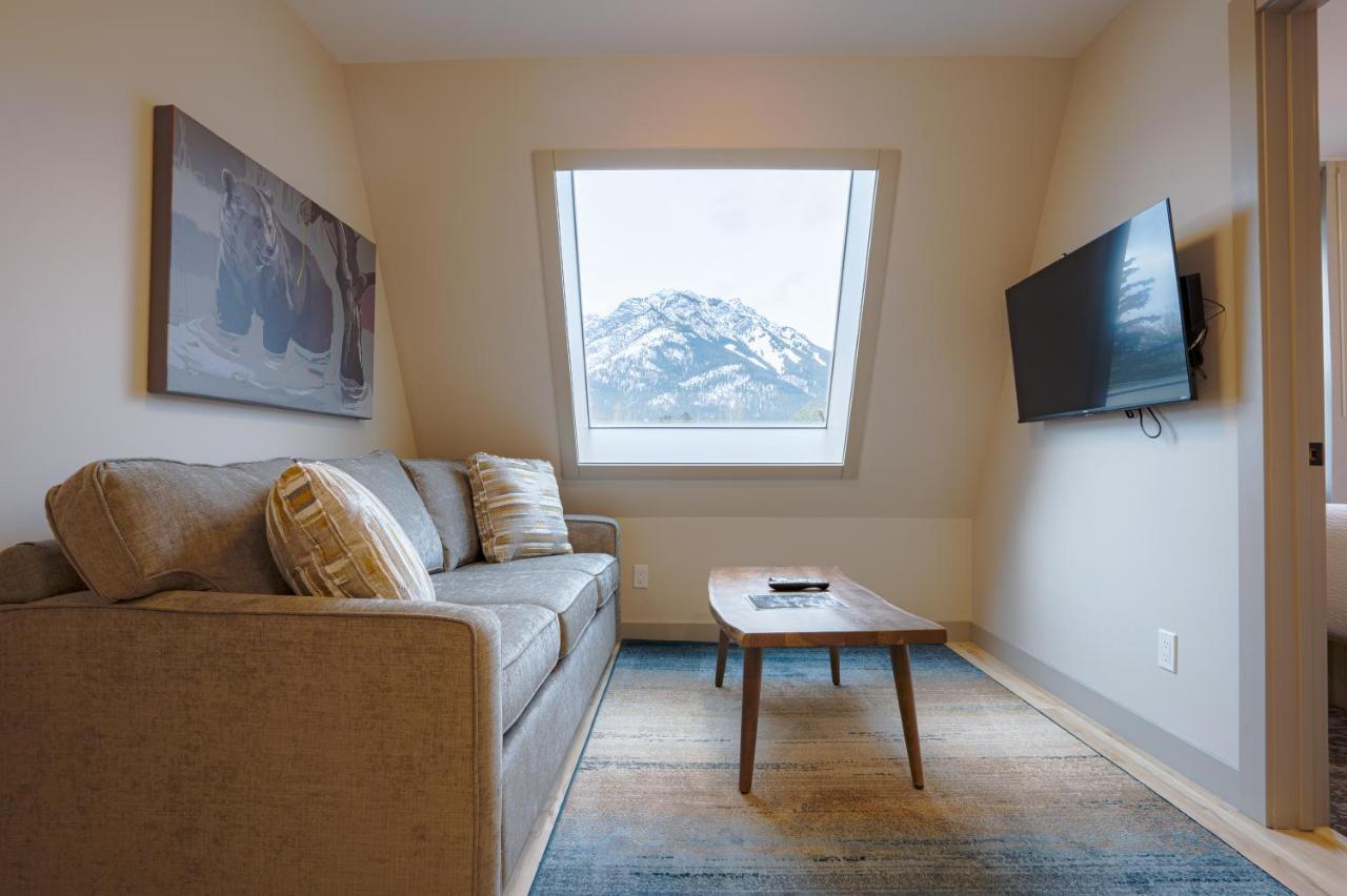 Basecamp Suites Μπανφ Εξωτερικό φωτογραφία