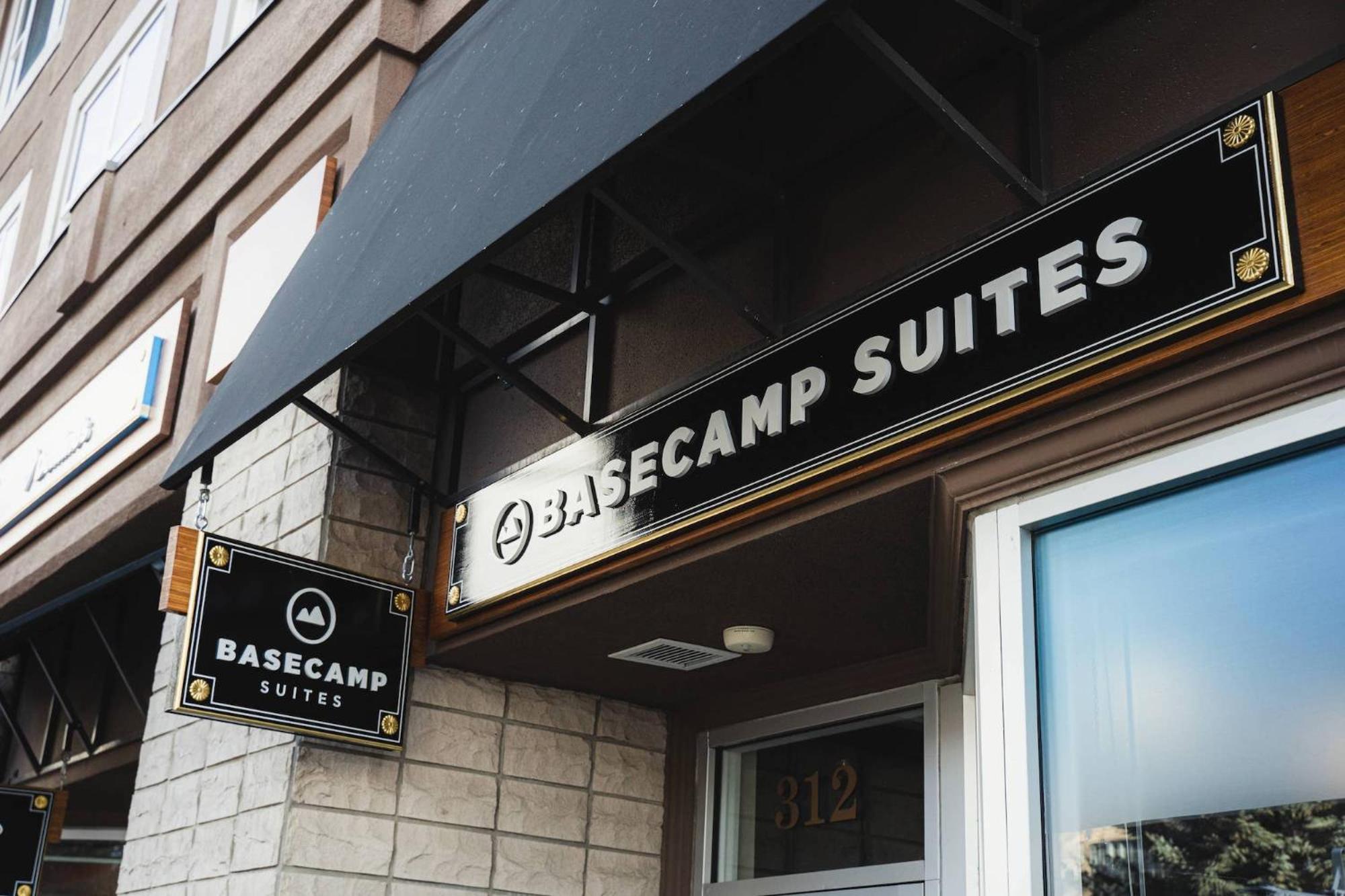 Basecamp Suites Μπανφ Εξωτερικό φωτογραφία